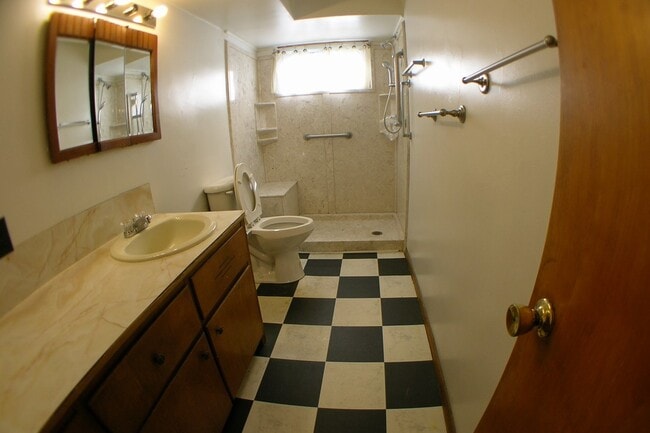 Photo - 1110 Dallas Ave SE