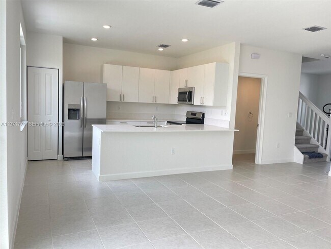 Photo - 1427 SE 7th Ter