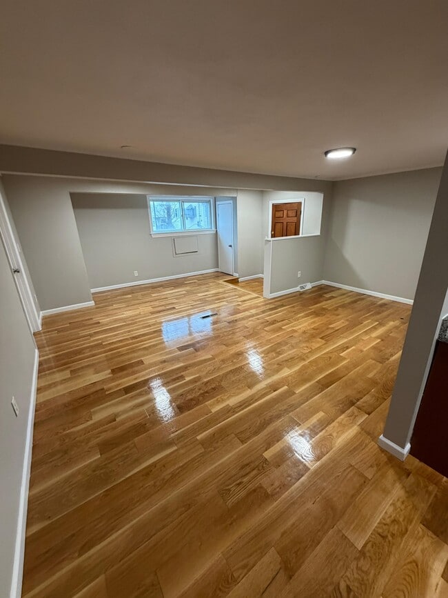 Photo - 23 Roughan St Unit 1