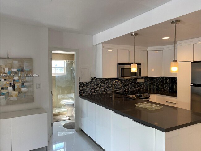Photo - 1540 Meridian Ave Unit 4K