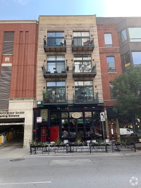Building Photo - 509 N Wells St Unit 3 Rental
