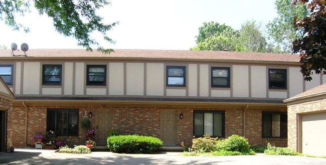Photo - 1224-1232 Hidden Ridge Rd Apartments