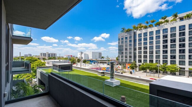 Photo - 2700 NW 2nd Ave Unit SI FL2-ID1524605P