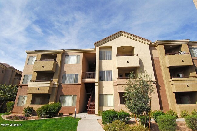 Photo - 18416 N Cave Creek Rd Apartamento Unidad 2036