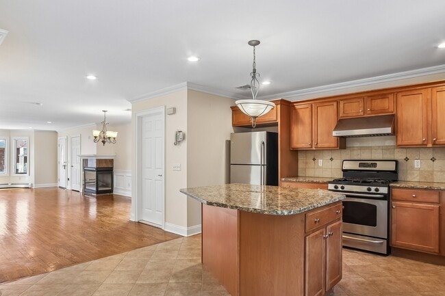 Photo - 182 Princeton Ln