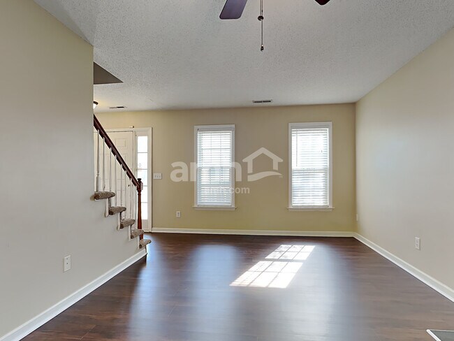 Photo - 5535 Bridgegate Dr