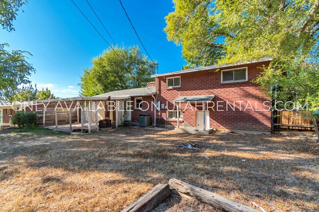 Photo - 278 E 2100 N