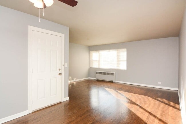 Photo - 7435 N Winchester Ave Unidad 601