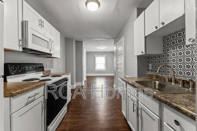 Building Photo - 528 E Raymond St
