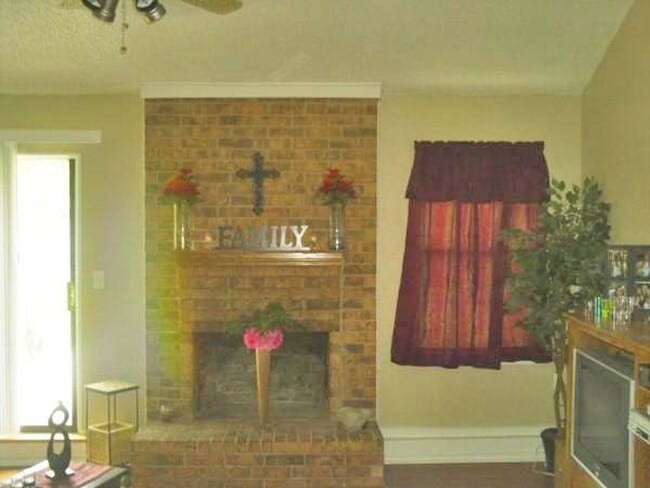 Photo - Great 3 Bdrm 2 Bath Home for Lease in Corinth, Tx