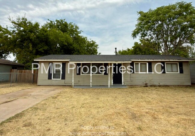 Building Photo - 409 NW Glendale Dr