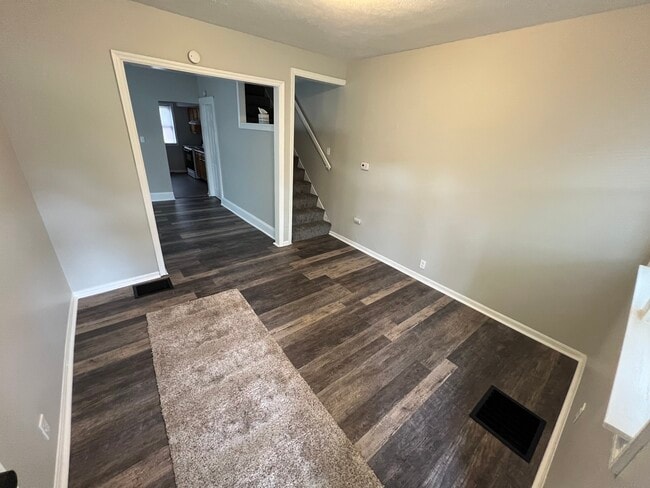 Photo - 2641 Noble Ave Unit 2643