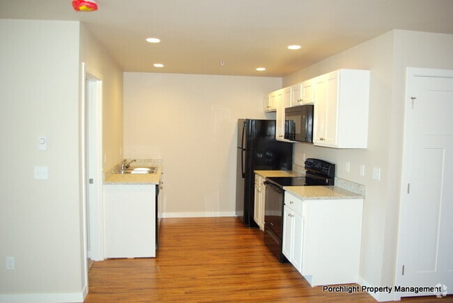 Building Photo - 2005 Aaron Dr Rental