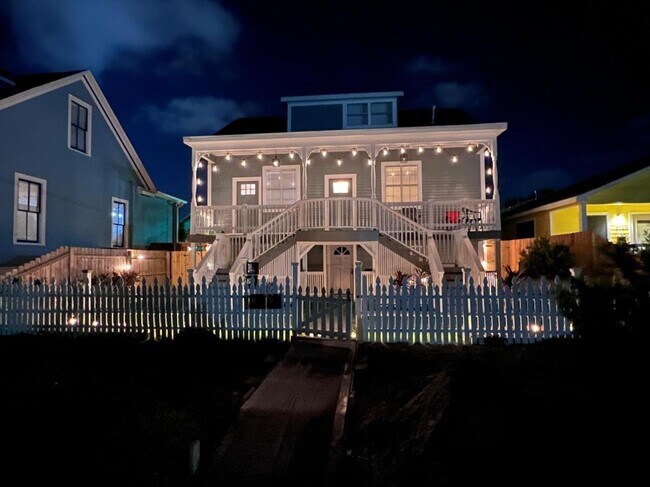 Photo - 1322 Avenue L Unit 7