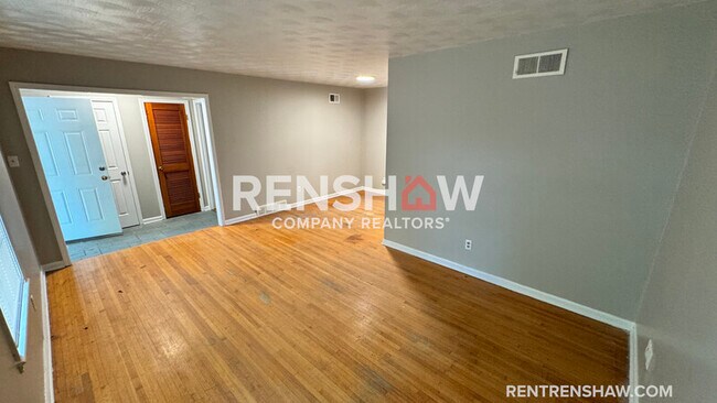 Photo - 4933 Teal Ave