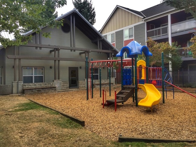 Playground - Rockwood Landing Apartments