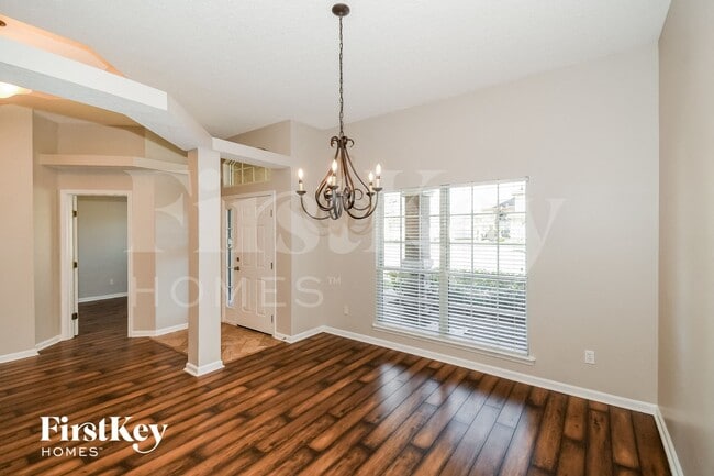 Photo - 652 Reflection Cove Rd