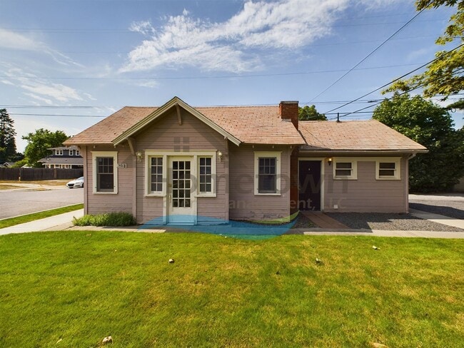 Photo - 1 Bedroom Cottage with Off-Street Parking Available in Midtown Coeur d'Alene!