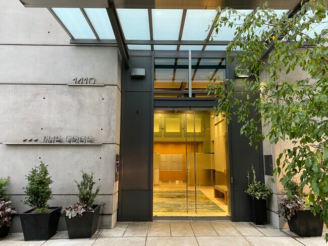 Entrance - 1410 NW Kearney St Unit 722