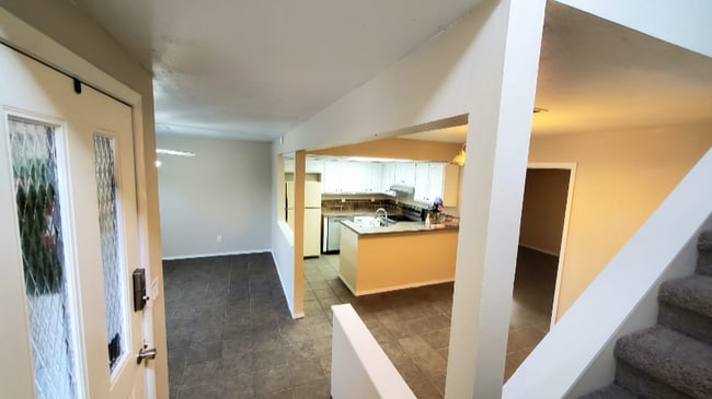 Photo - 33 Nantucket Dr