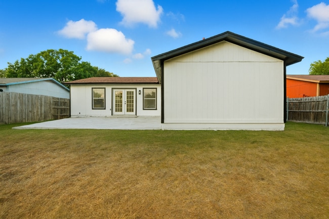 Photo - Spacious Updated 4-Bedroom Home in Quiet N...