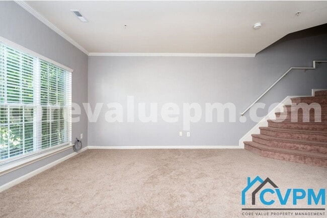 Photo - 1934 Hackberry Ct