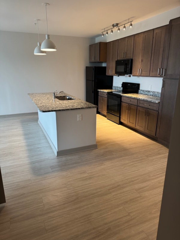 Photo - 2317 Huntington Ave Unidad 614