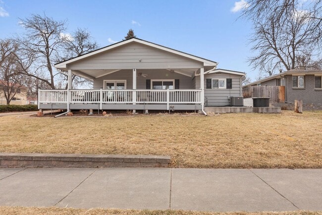 Photo - Style Meets Location 3 Bedroom 3 Bathroom Single Family Home - Must See