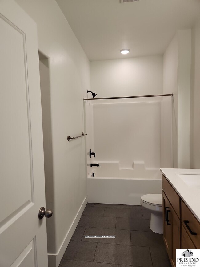 Photo - 862 W 480 S
