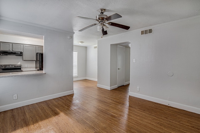 Photo - Mitchell Apartments