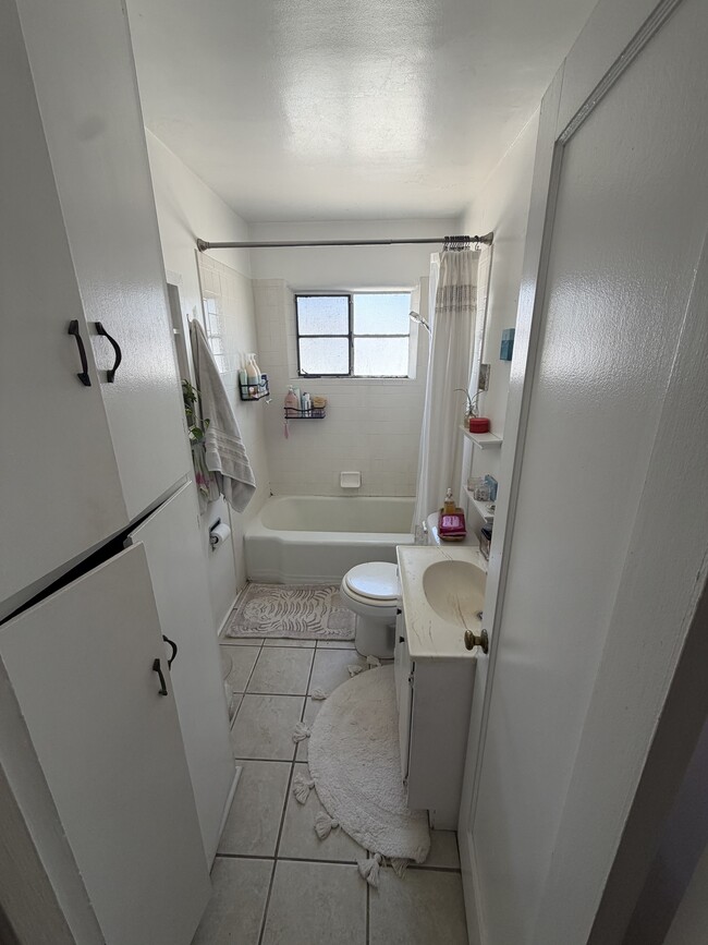 Photo - 703 Washington St NE Unit 703 Washington