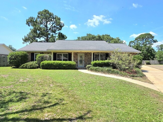 Building Photo - Spacious 3-Bedroom Ranch-Style Home