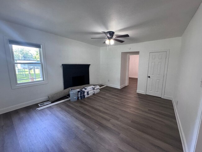 Photo - 922 S 27th St Unit 922 S 27th Street B