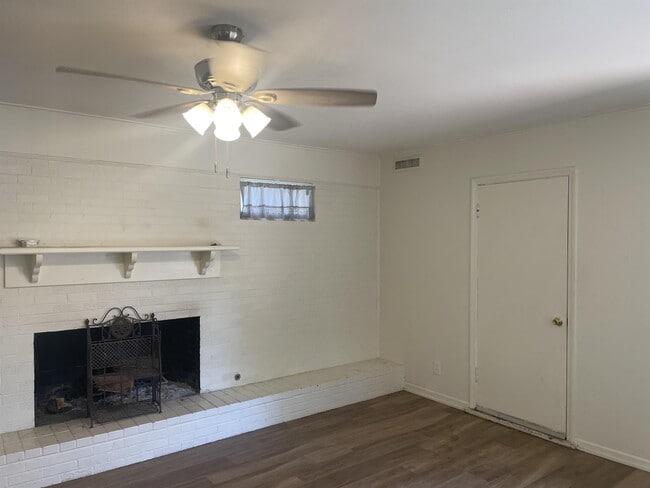 Photo - 4739 Augusta Ln