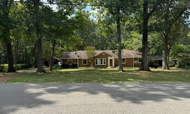 Photo - 713 Templeton Dr