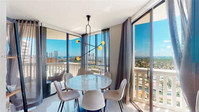 Photo - 1000 E Island Blvd Unit 2903