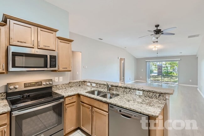 Photo - 364 Winthrop Dr