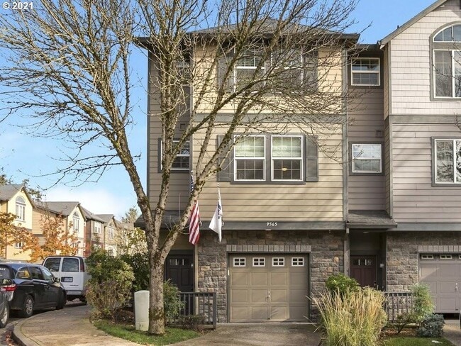 Building Photo - 9565 SW Tephra Ter Rental