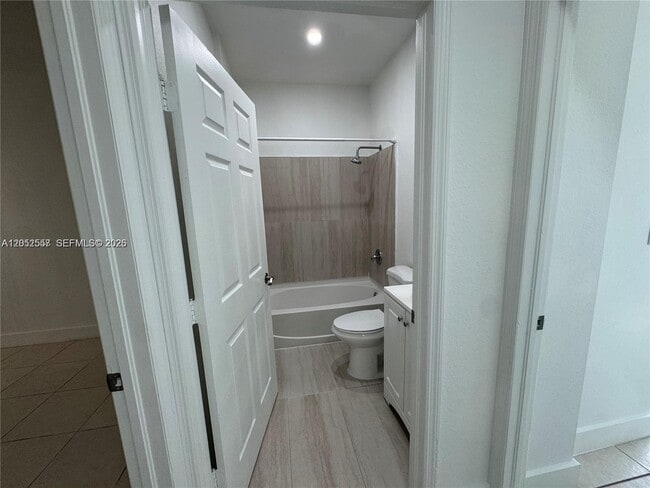 Photo - 6912 NW 179th St Unit 107-3
