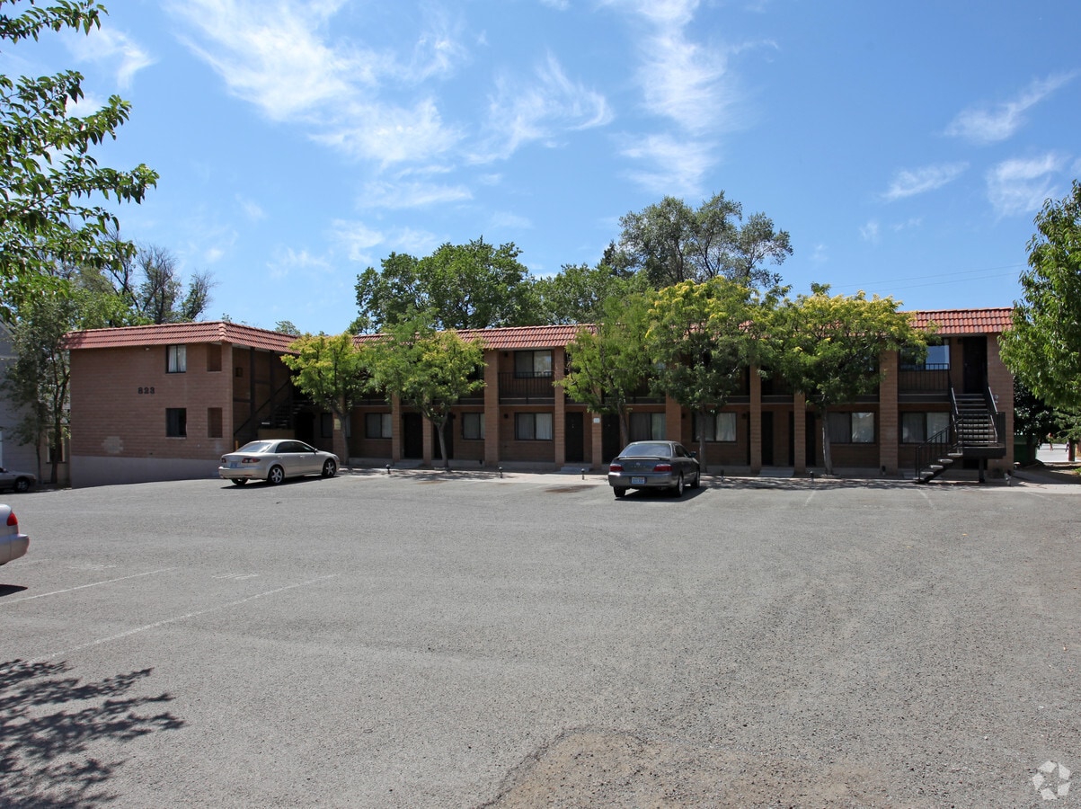 Building Photo - 823 Ralston St Apartments