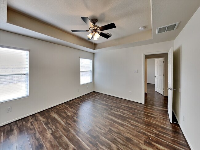 Photo - 2322 Old Ox Rd