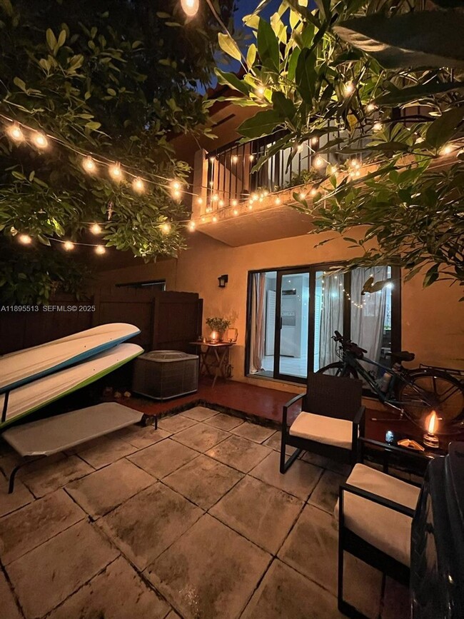 Building Photo - 7856 SW 102nd Ln