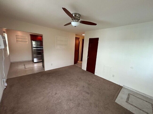 Photo - 2413 Burlington Ave N Unit A
