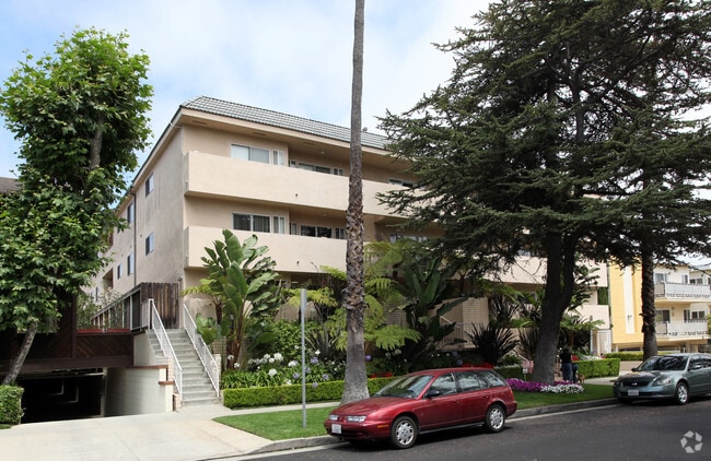 Santa Monica St. James - Santa Monica St. James