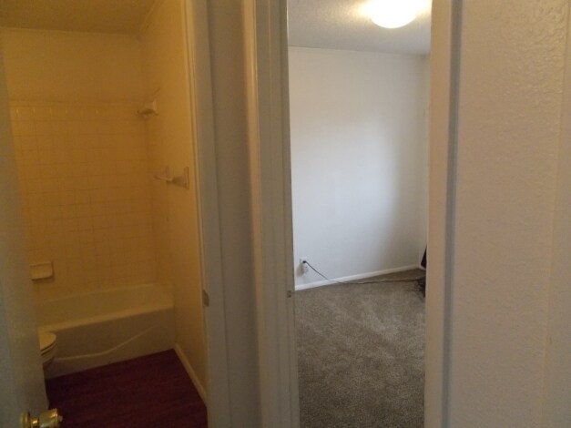 Bathroom - Gables Manor