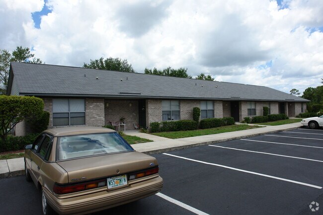 Photo - Victoria Pointe