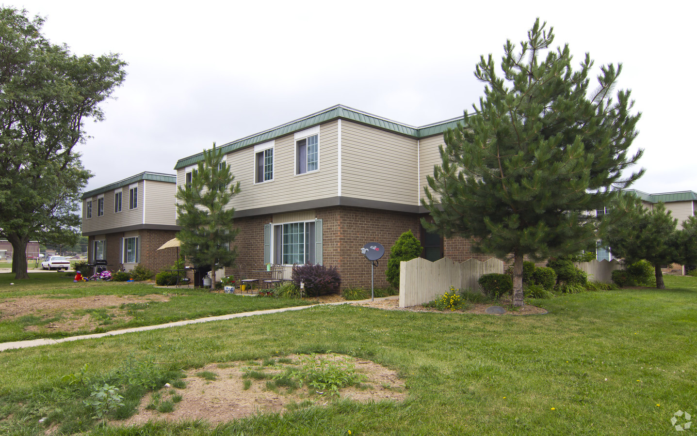 Photo - 3113 N Lawe St Apartments