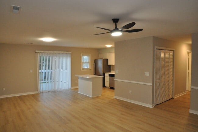 Photo - 1707 Water St