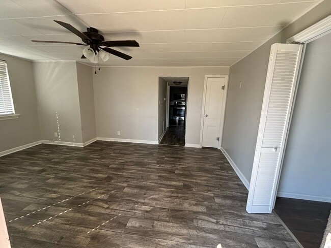 Photo - 861 N 11th St Apartment Unit 1