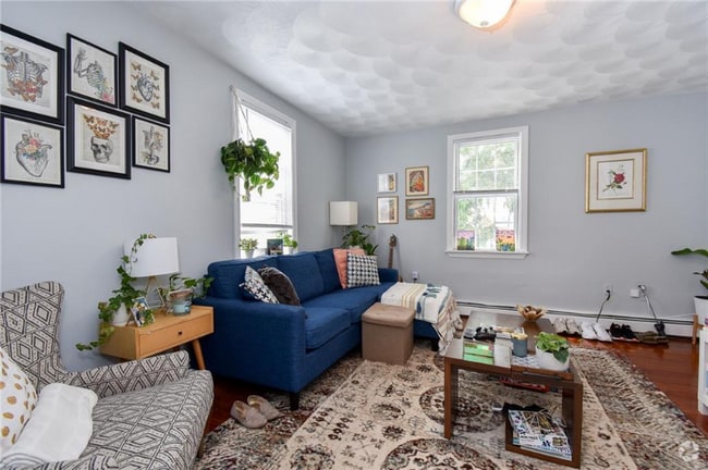 Building Photo - 6 Trenton St Rental